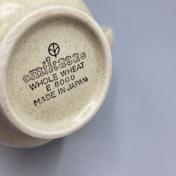 Vintage Mikasa Whole Wheat Stoneware Coffee Mugs Set Of 2 E 8000 Made In Japan - Picture 3 of 14